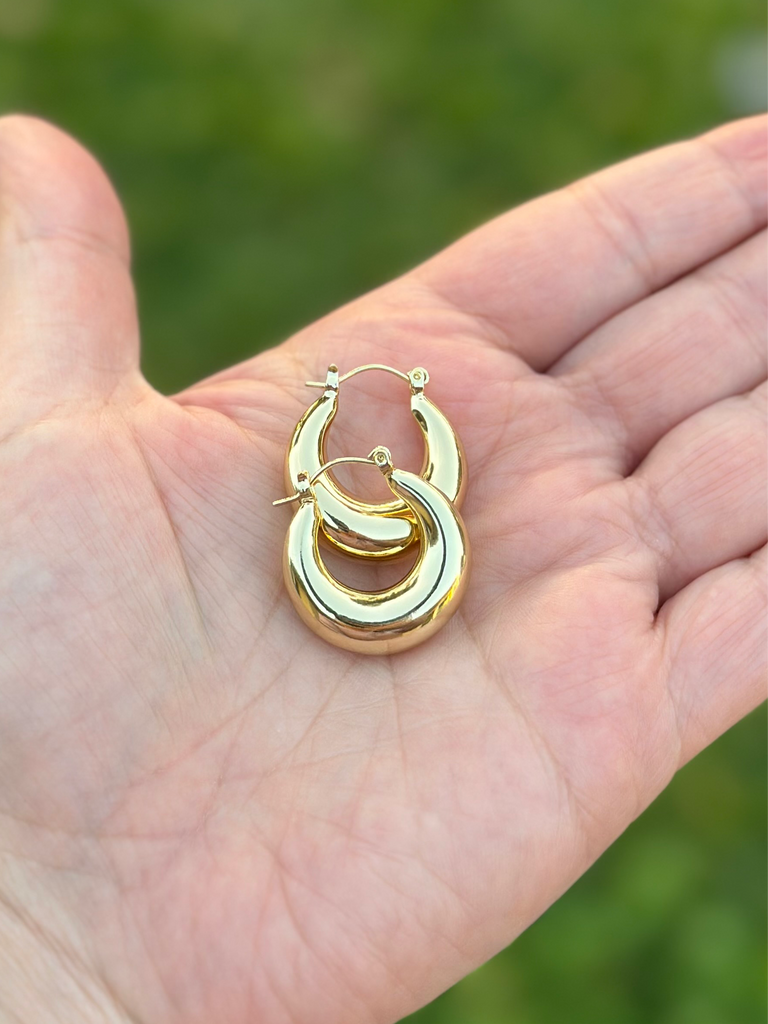 Medium chunky hoop gold earrings