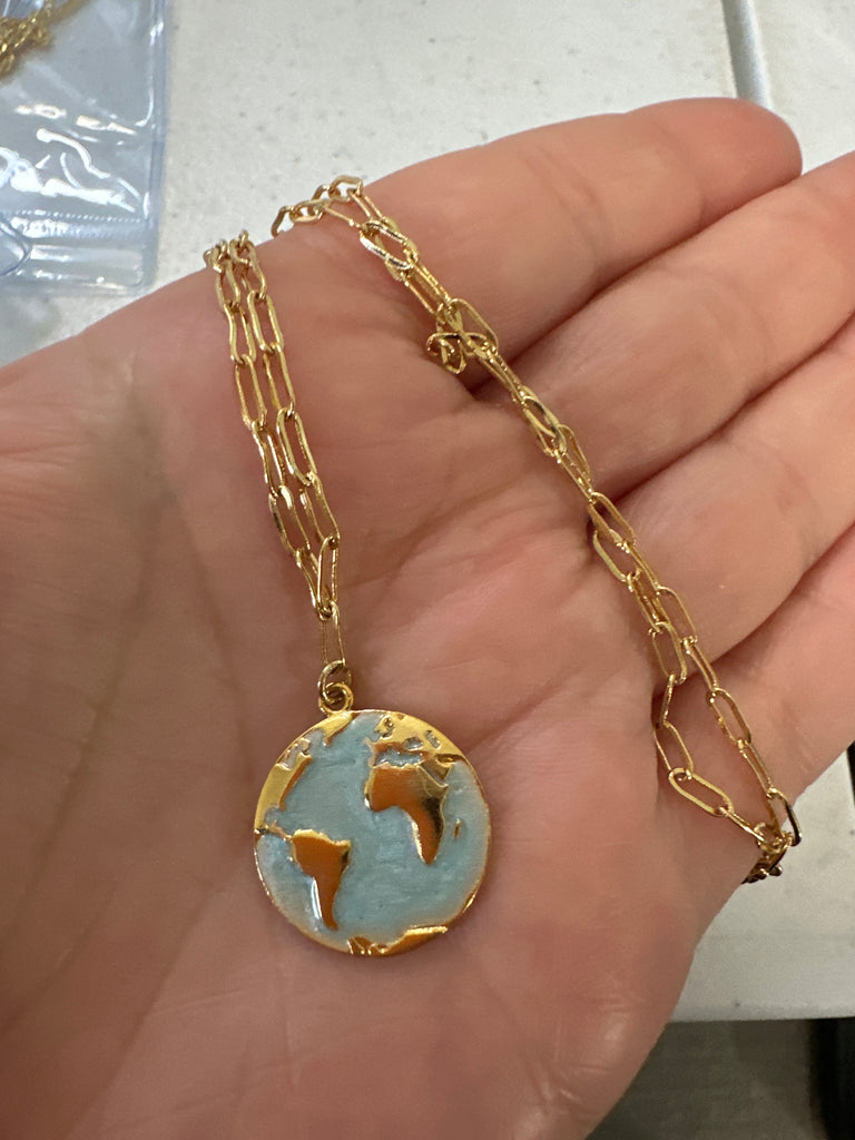 24k Around the World Paperclip Chain Necklace