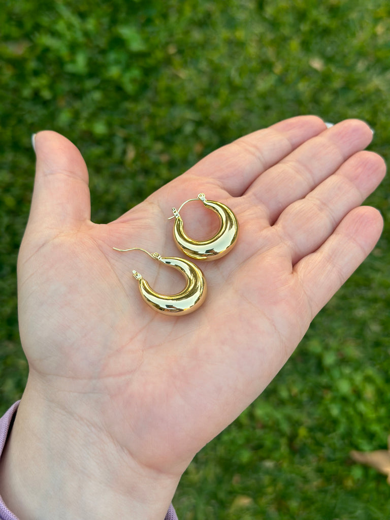 Medium chunky hoop gold earrings